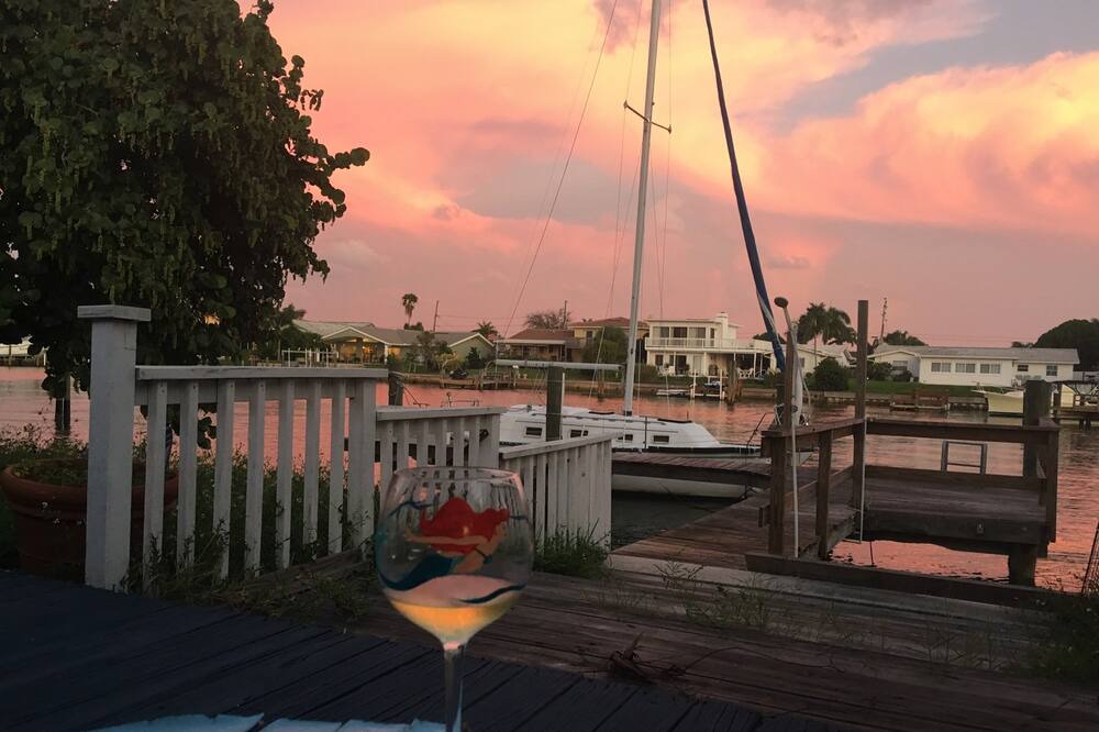 Photo of Outdoor in Capri Isle