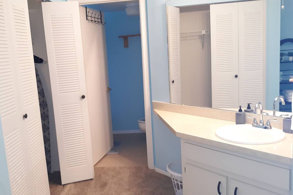 Photo of Bathroom in Silver Springs Shores