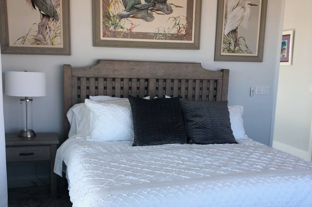 Photo of Bedroom in Ormond Beach Plaza