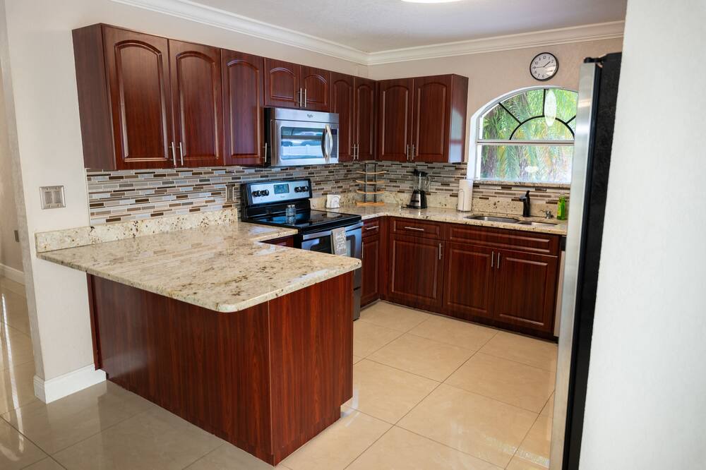 Photo of Kitchen in Egypt Lake-Leto