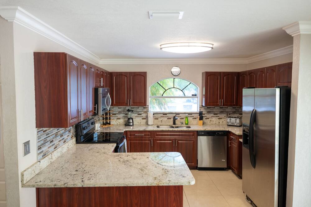 Photo of Kitchen in Egypt Lake-Leto