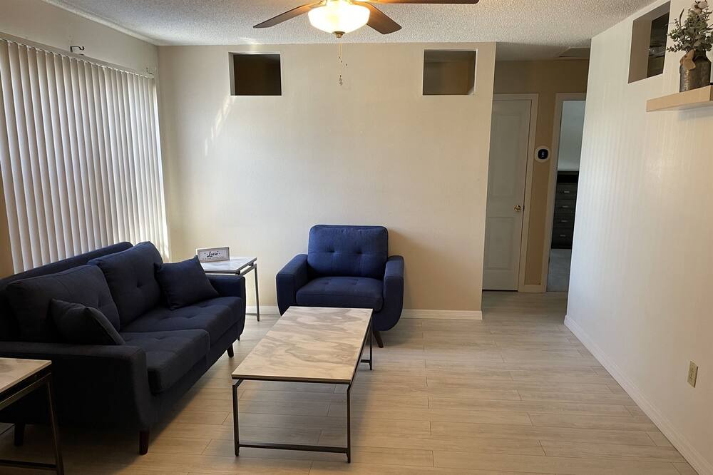 Photo of Livingroom in Greater Pinellas Point