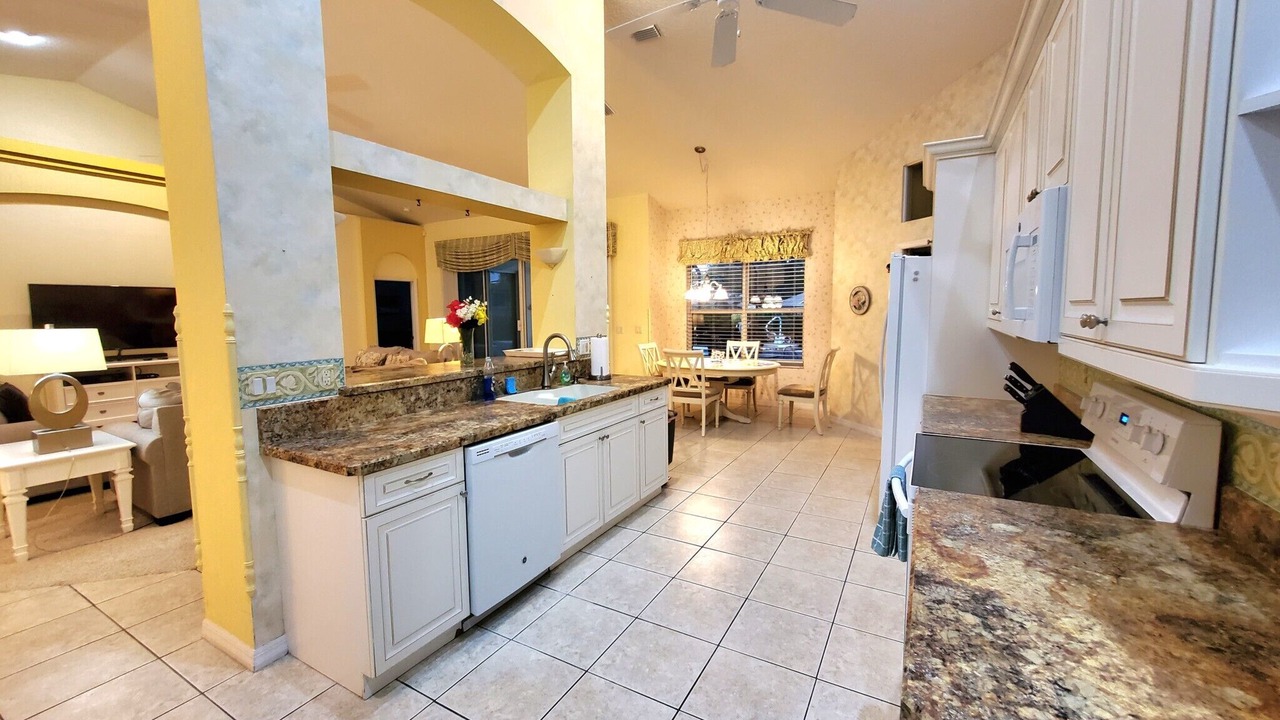 Photo of Kitchen in New Smyrna Beach