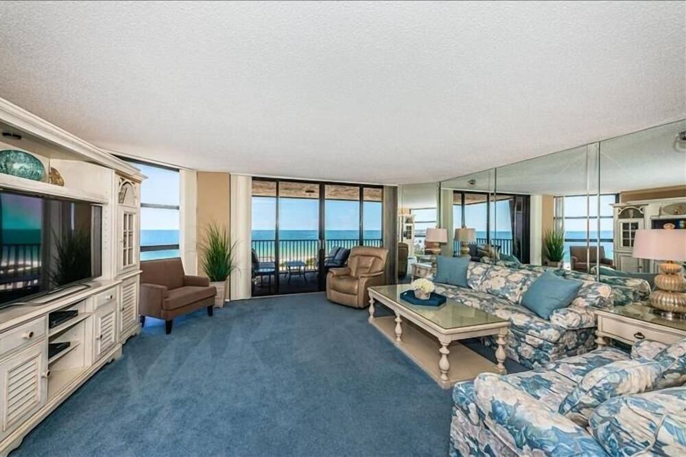Photo of Bedroom in Sand Key