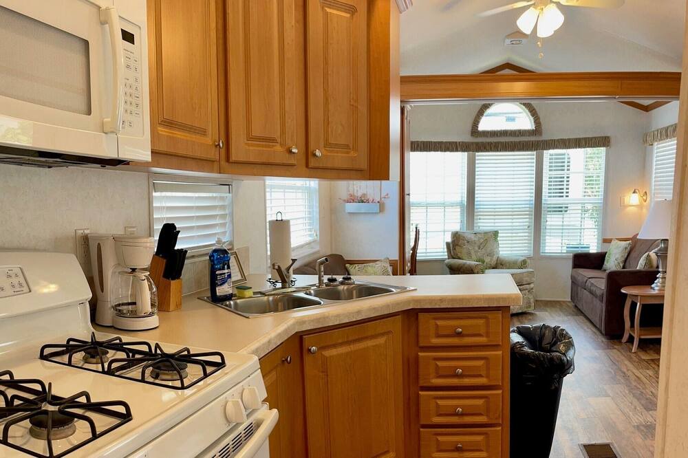 Photo of Kitchen in Butler Beach