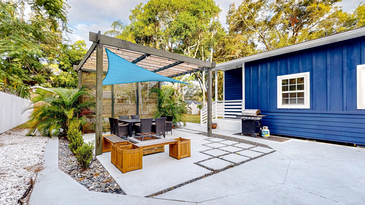 Photo of Outdoor in River District