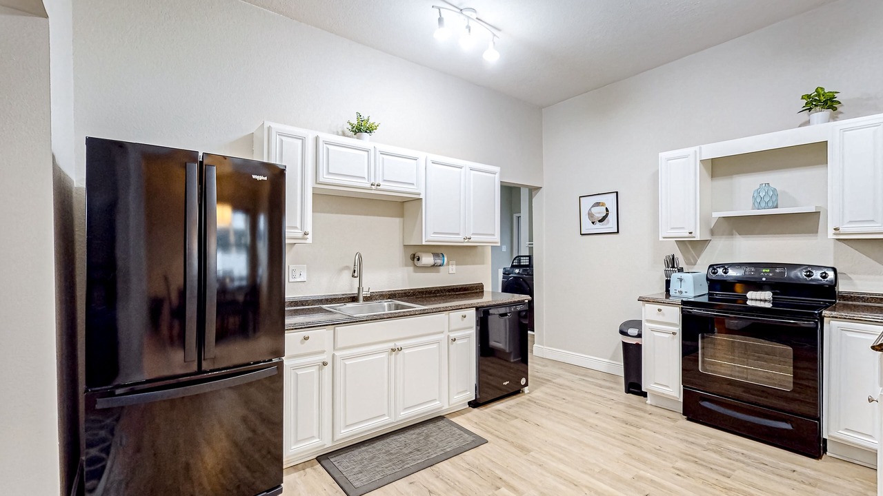 Photo of Kitchen in River District