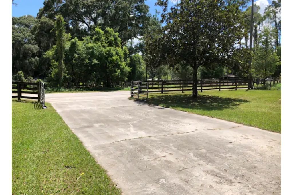 Photo of Outdoor in Dade City