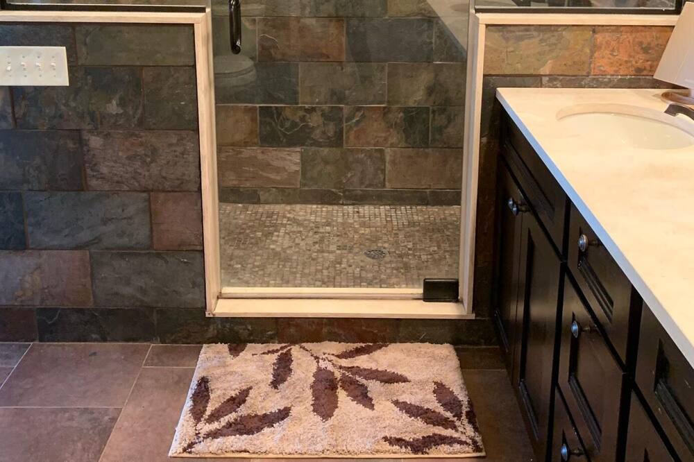 Photo of Bathroom in West Cape May