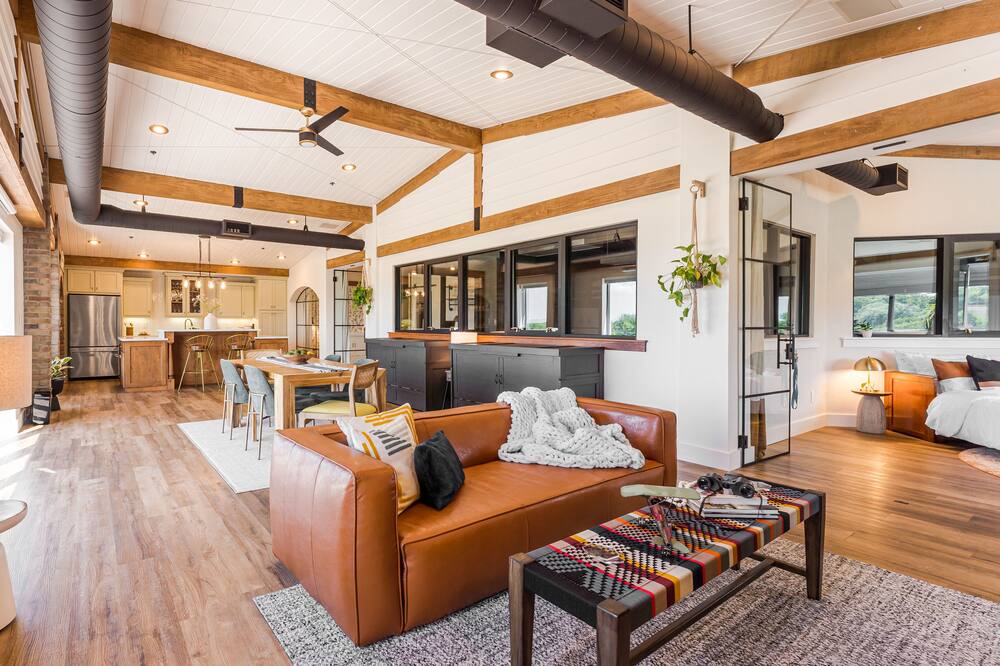 Photo of Livingroom in Plymouth