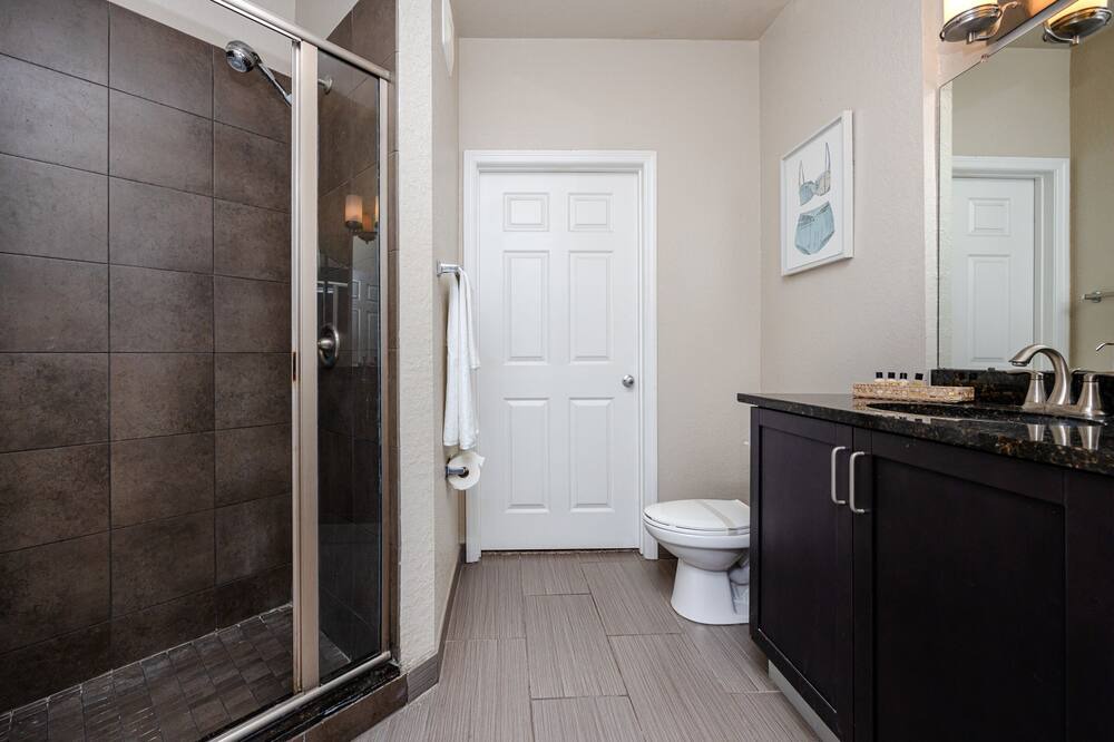 Photo of Bathroom in Port Tampa City