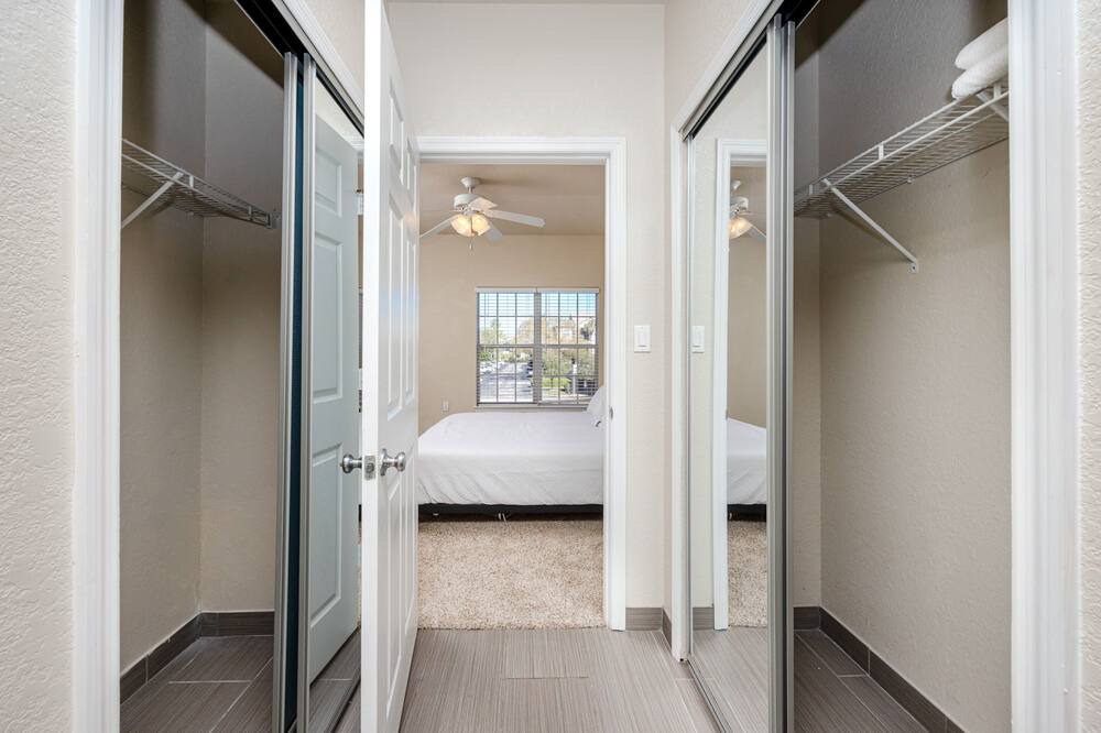 Photo of Bedroom in Port Tampa City