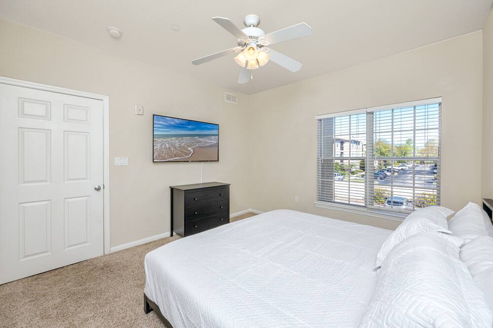 Photo of Bedroom in Port Tampa City
