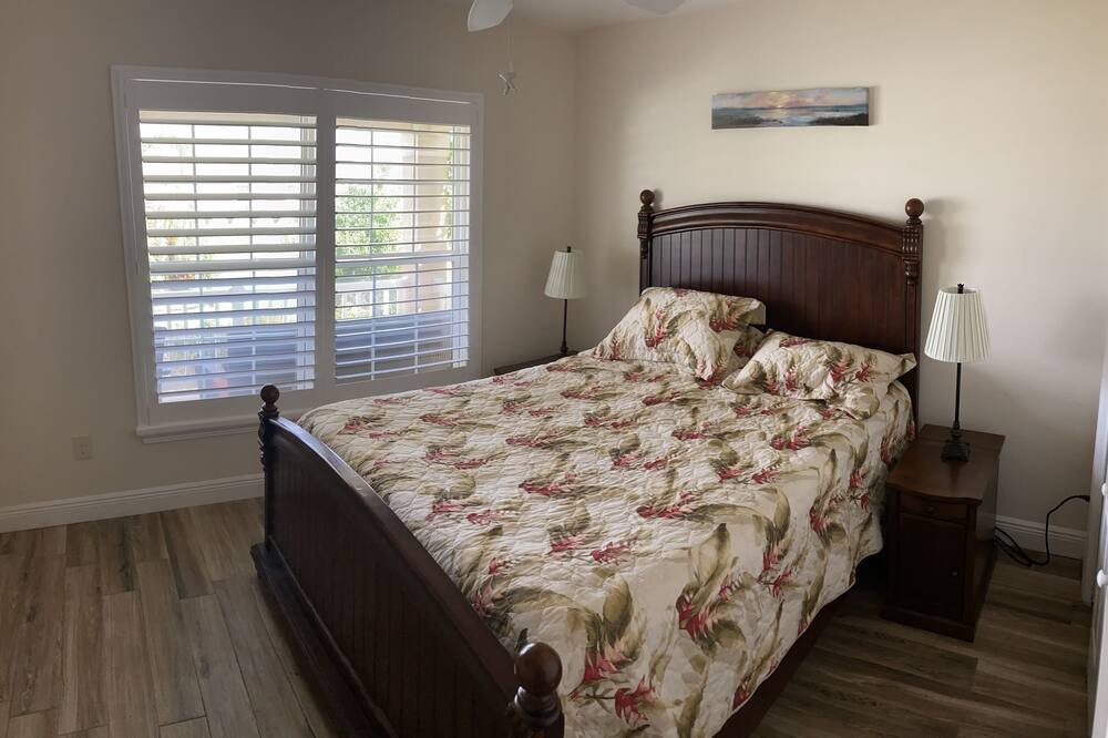 Photo of Bedroom in Fruitland Park