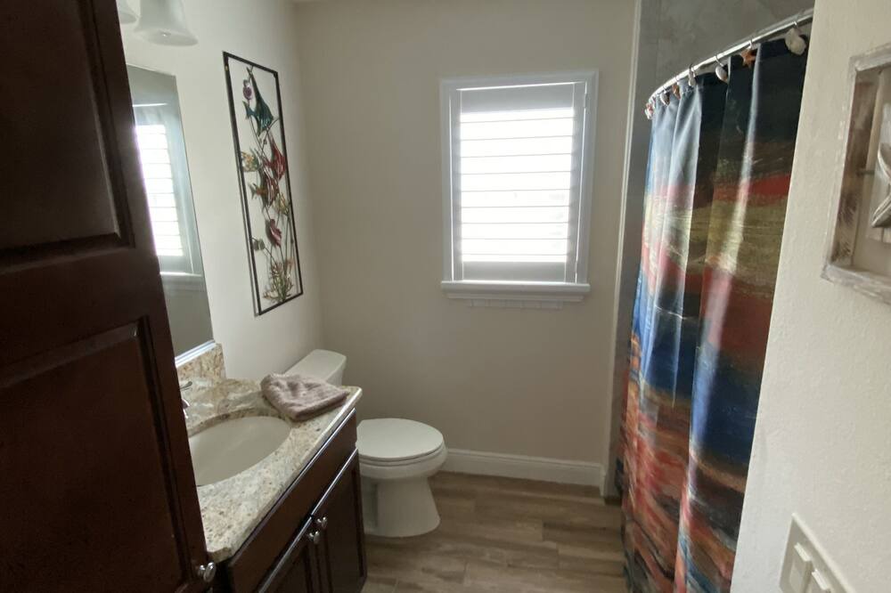 Photo of Bathroom in Fruitland Park