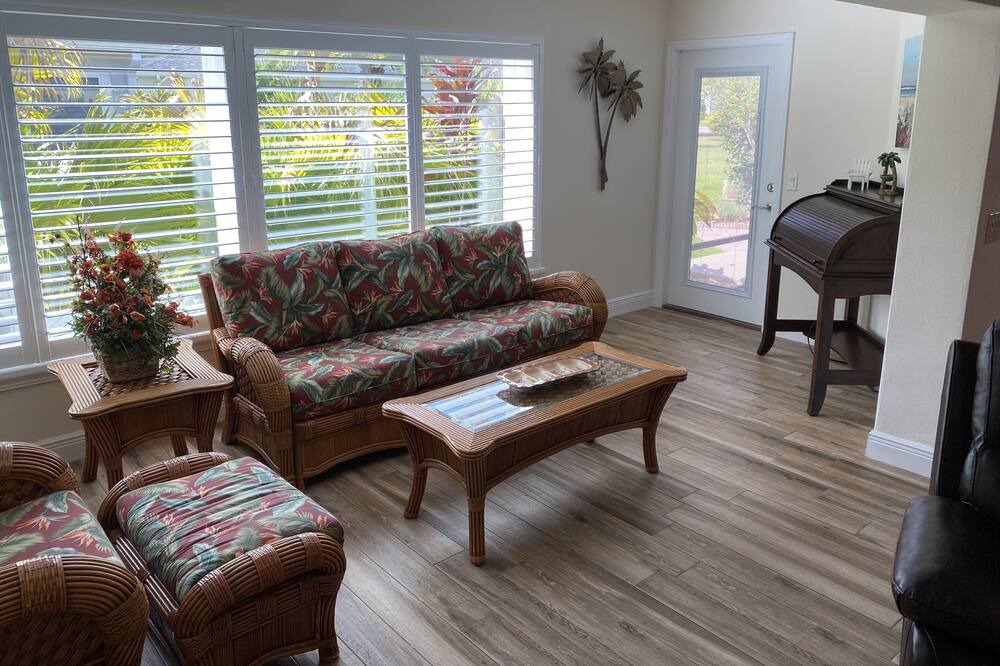 Photo of Livingroom in Fruitland Park