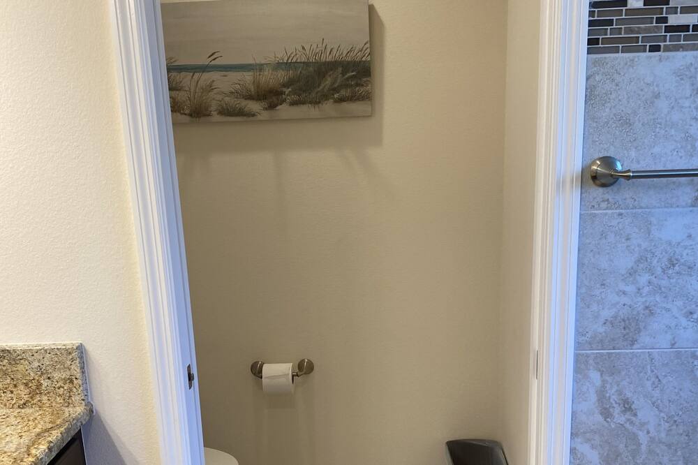 Photo of Bathroom in Fruitland Park