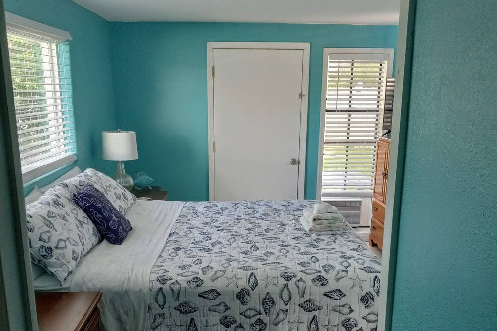 Photo of Bedroom in Disston Heights