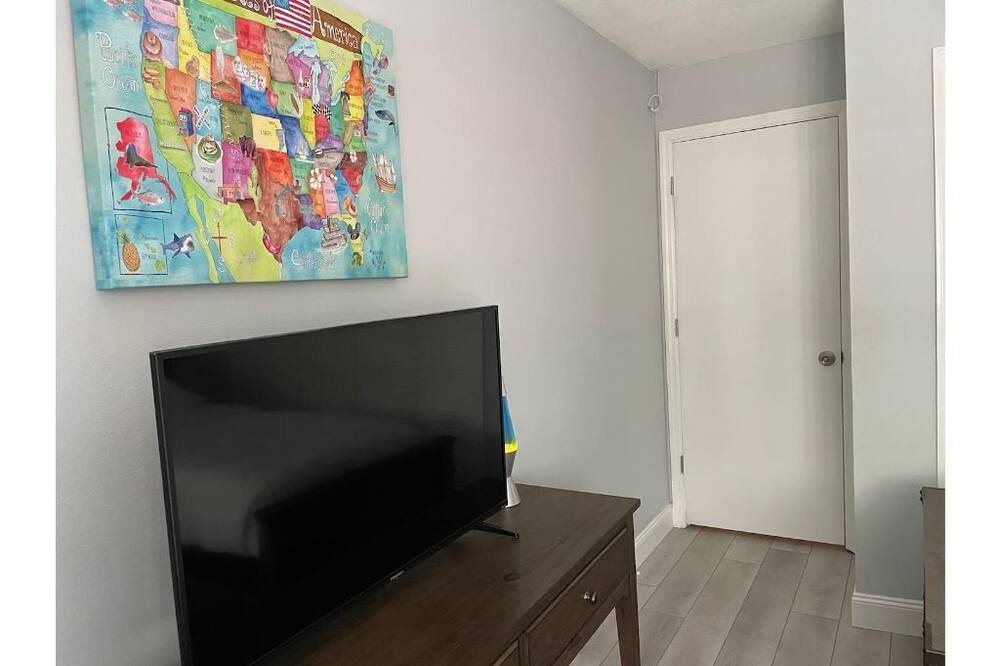 Photo of Livingroom in Clearwater