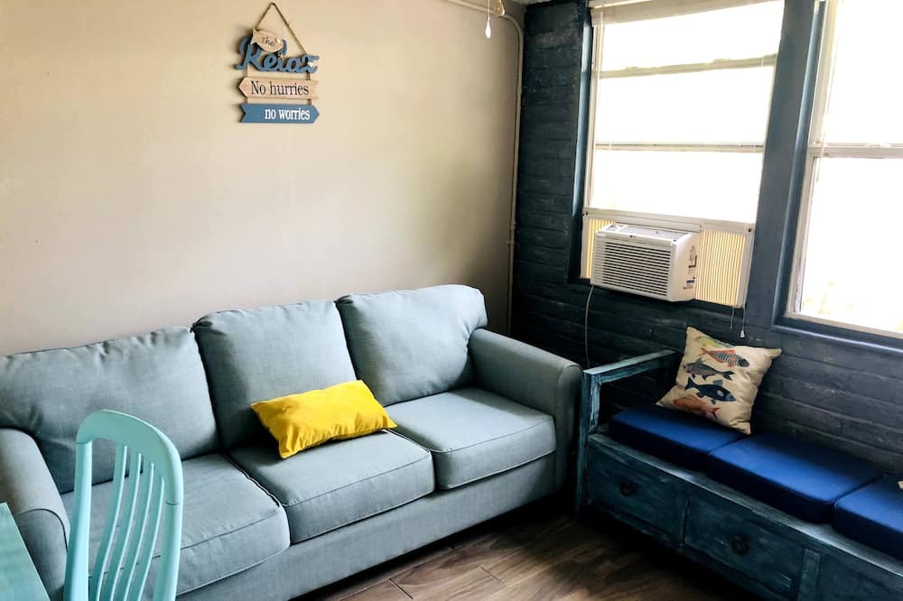 Photo of Livingroom in Redington Shores