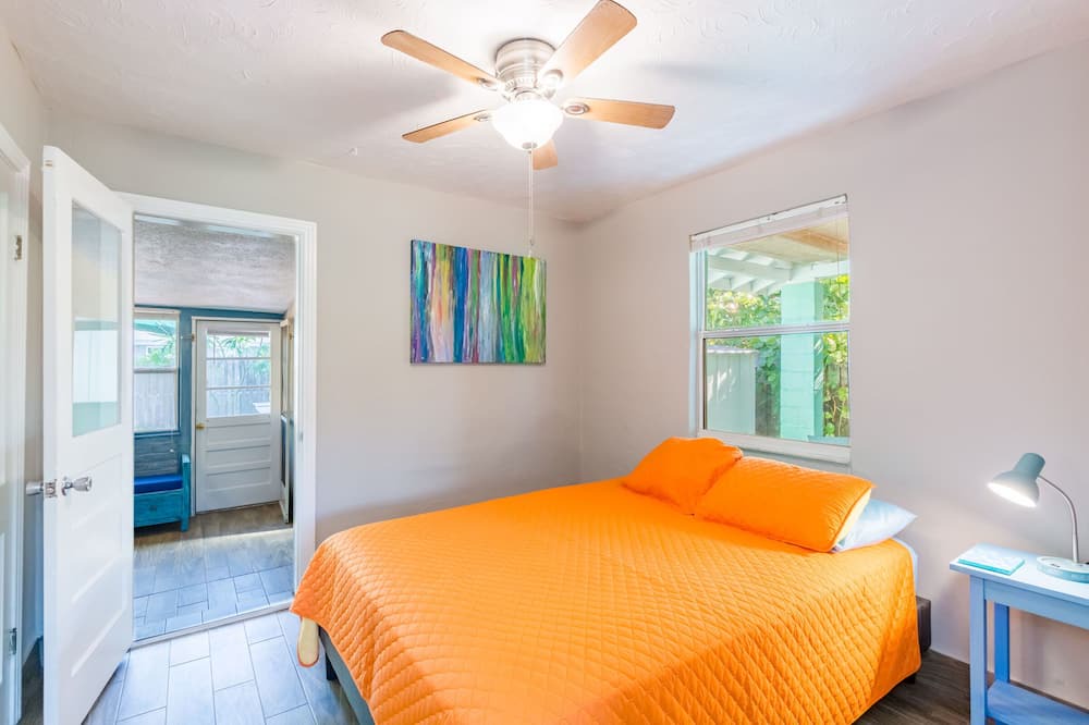 Photo of Bedroom in Redington Shores
