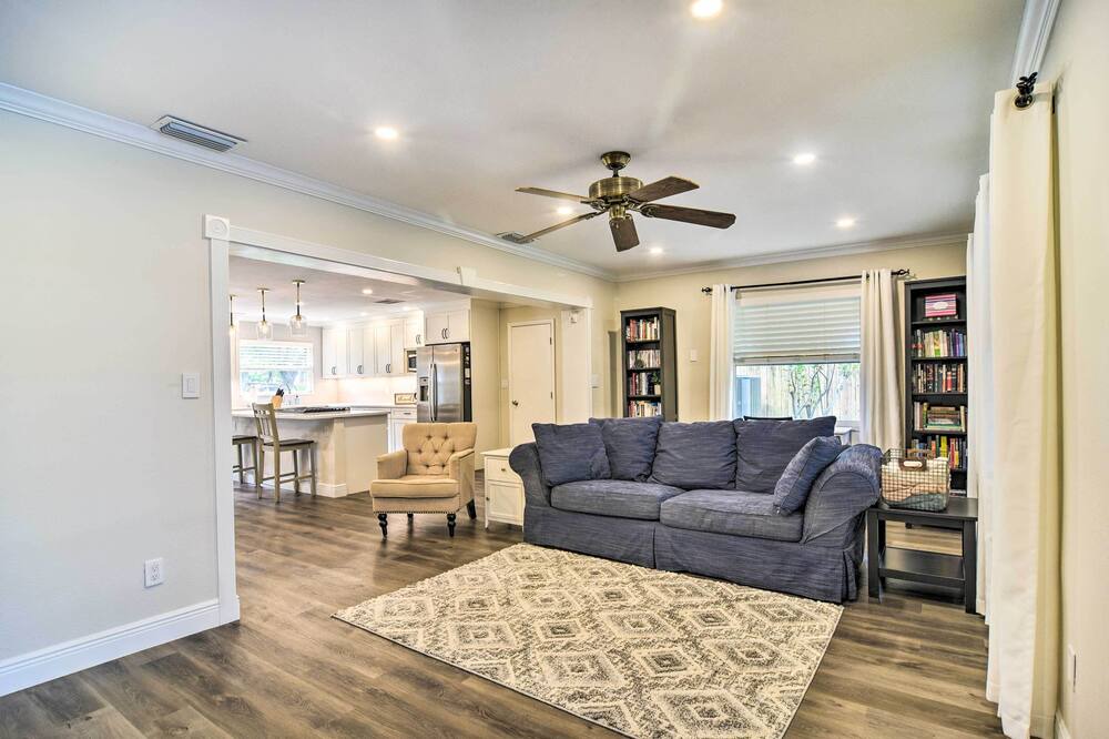 Photo of Bedroom in Riviera Bay