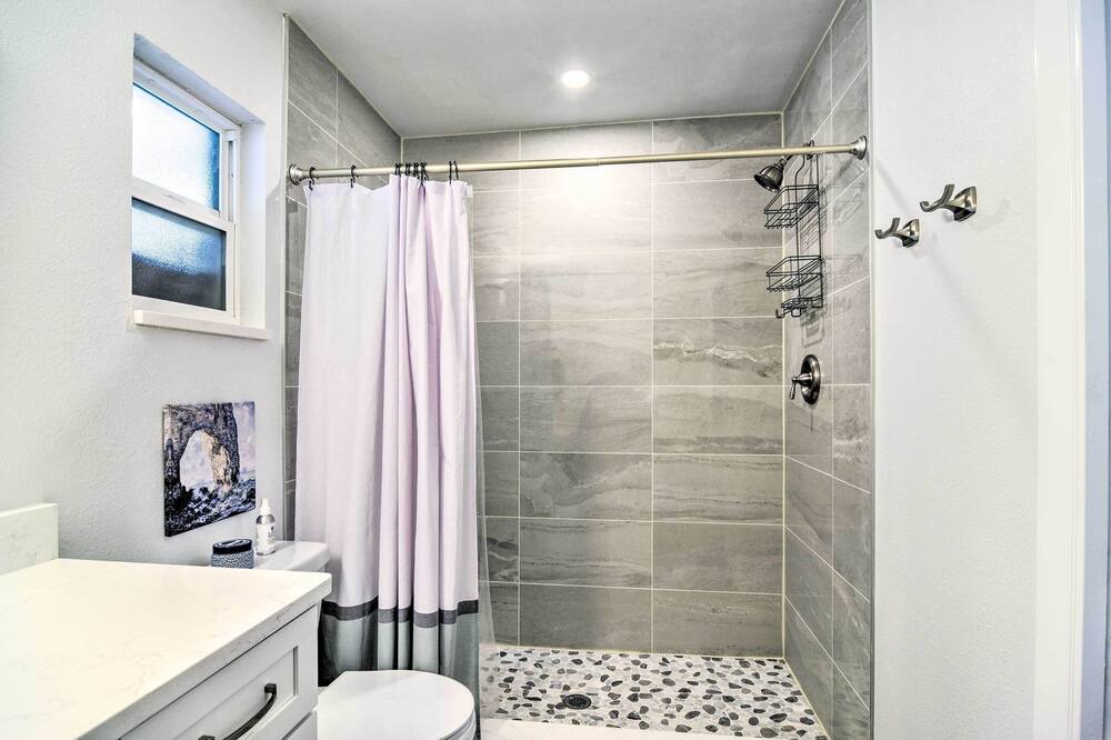 Photo of Bathroom in Riviera Bay