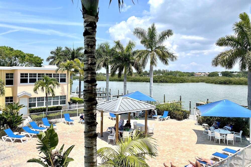 Photo of Outdoor in Indian Shores