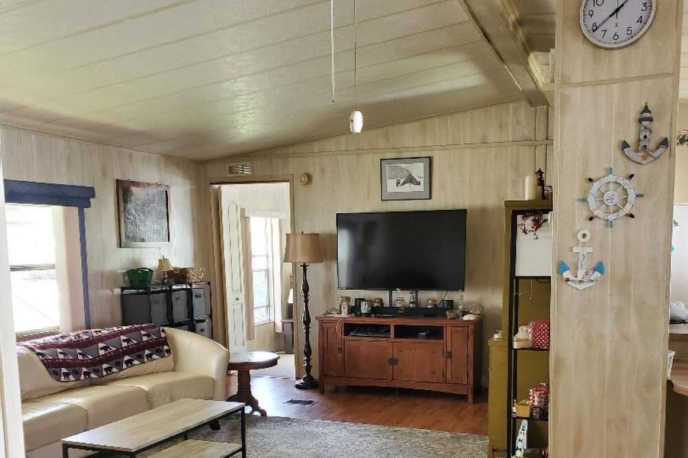 Photo of Livingroom in Auburndale