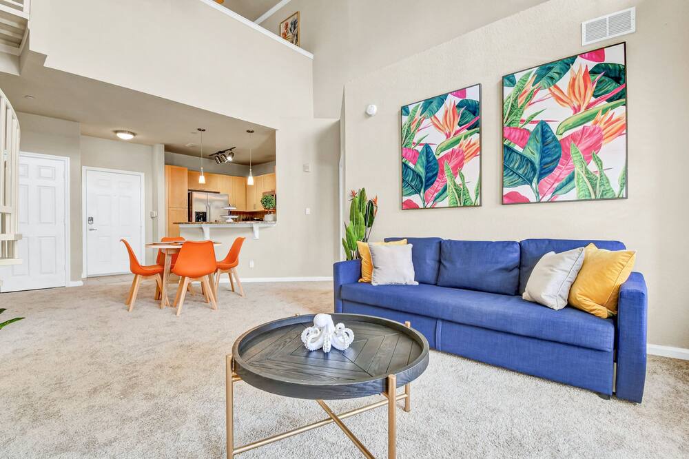 Photo of Livingroom in Port Tampa City