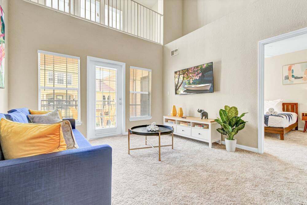Photo of Livingroom in Port Tampa City
