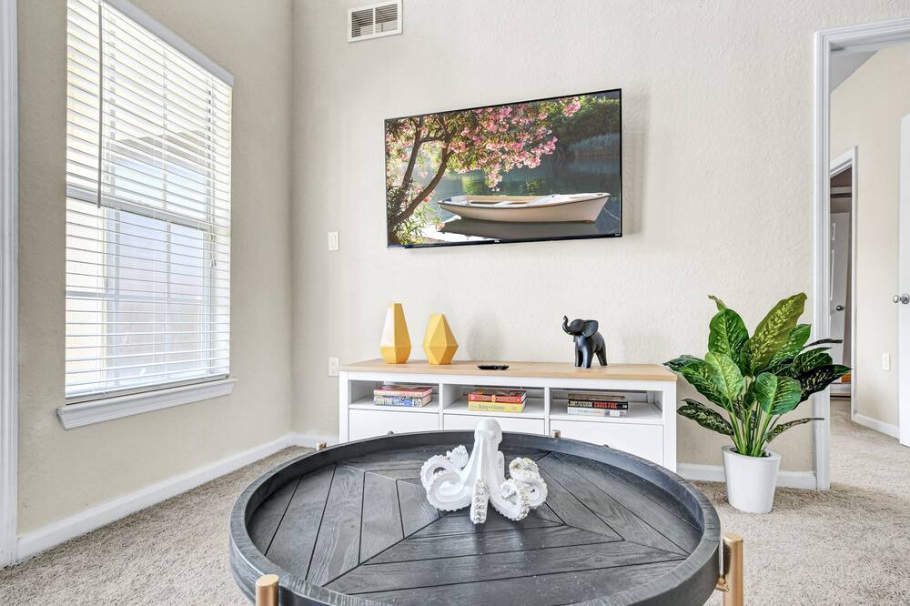 Photo of Livingroom in Port Tampa City