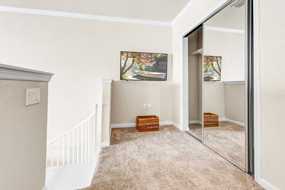 Photo of Bedroom in Port Tampa City