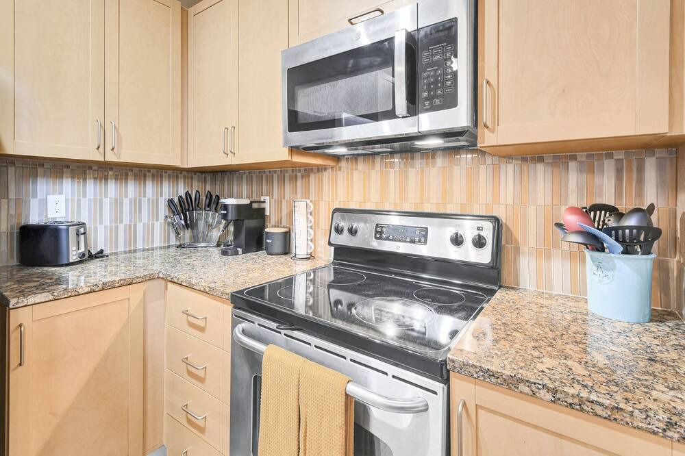 Photo of Kitchen in Port Tampa City
