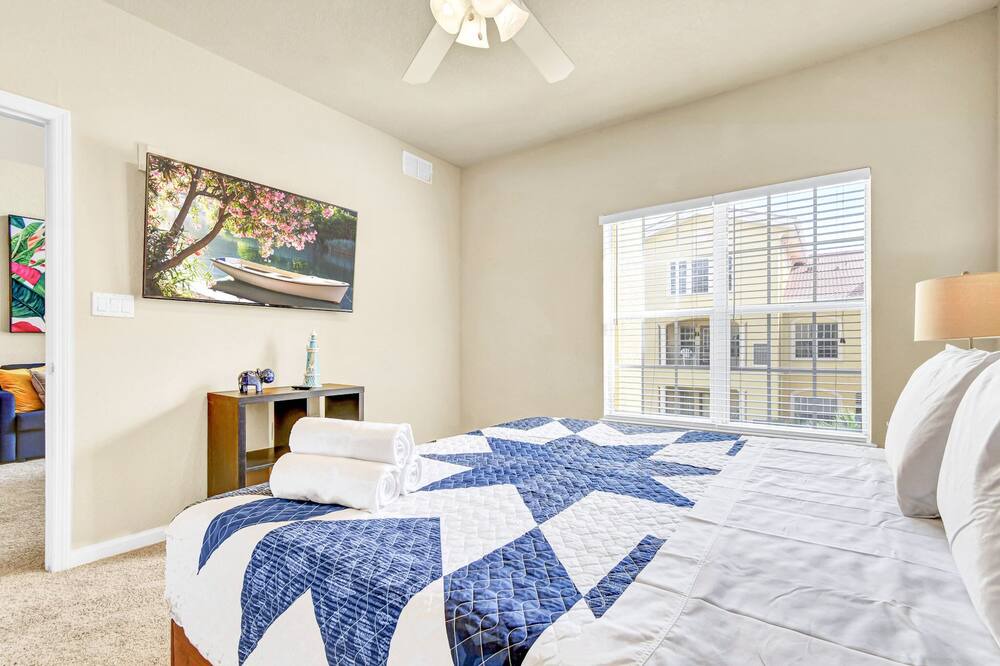 Photo of Bedroom in Port Tampa City