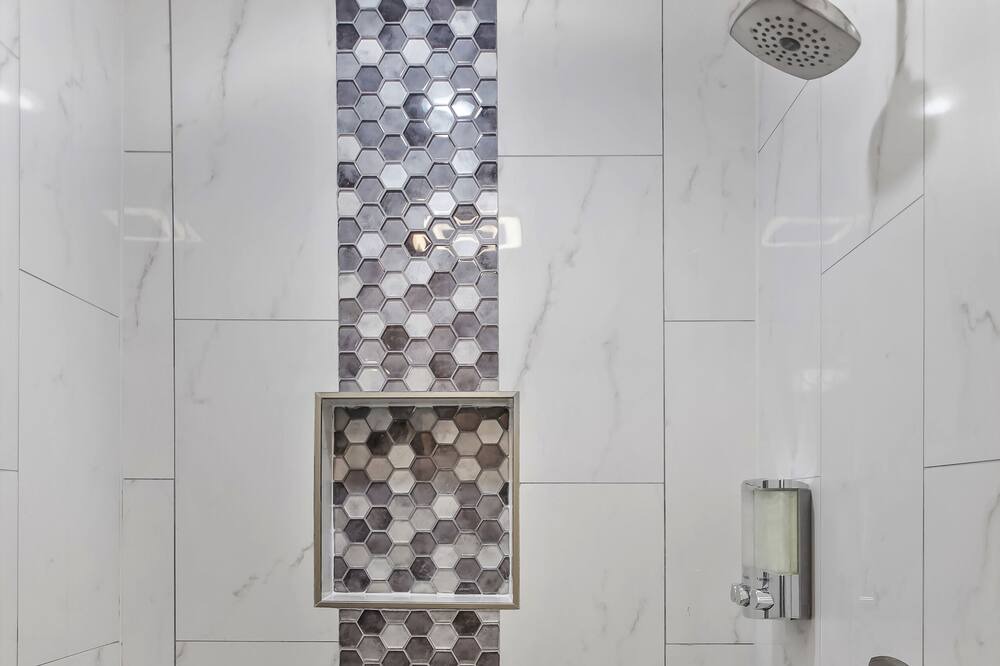 Photo of Bathroom in Murray Hill