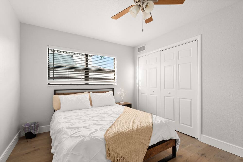 Photo of Bedroom in Davis Islands