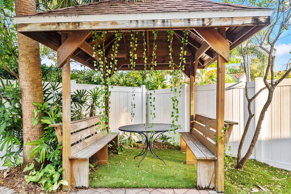 Photo of Outdoor in Davis Islands