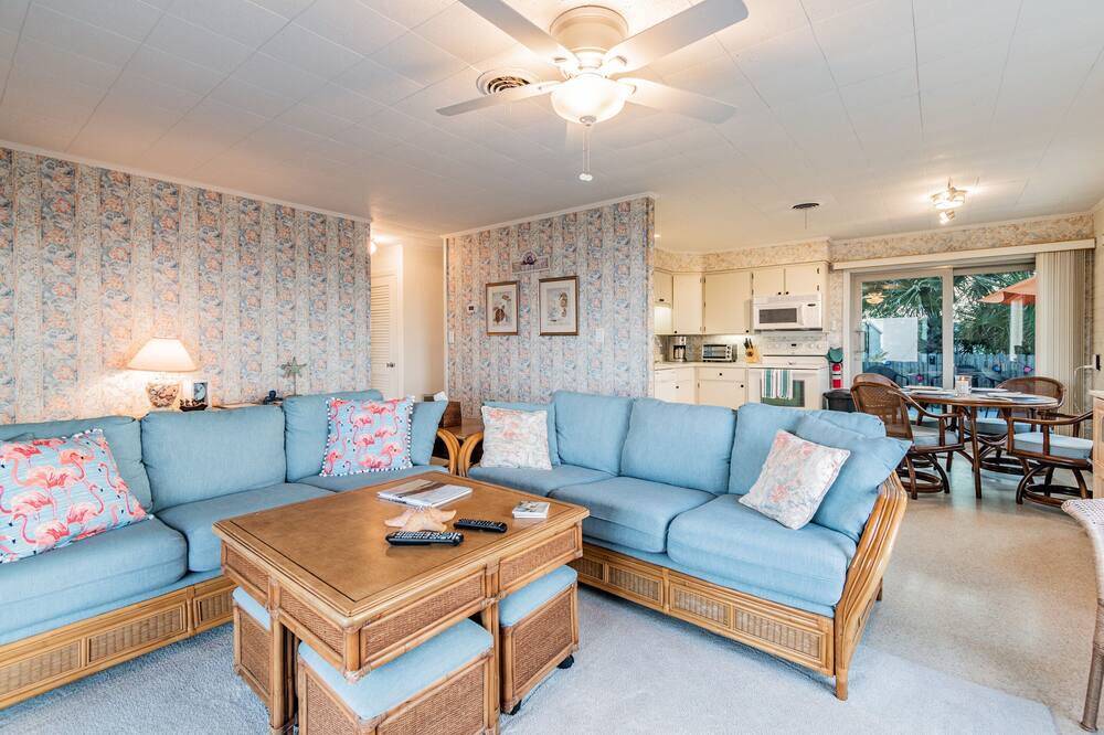 Photo of Livingroom in Boardwalk