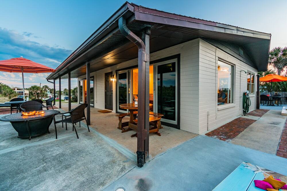 Photo of Patio Balcony in Boardwalk