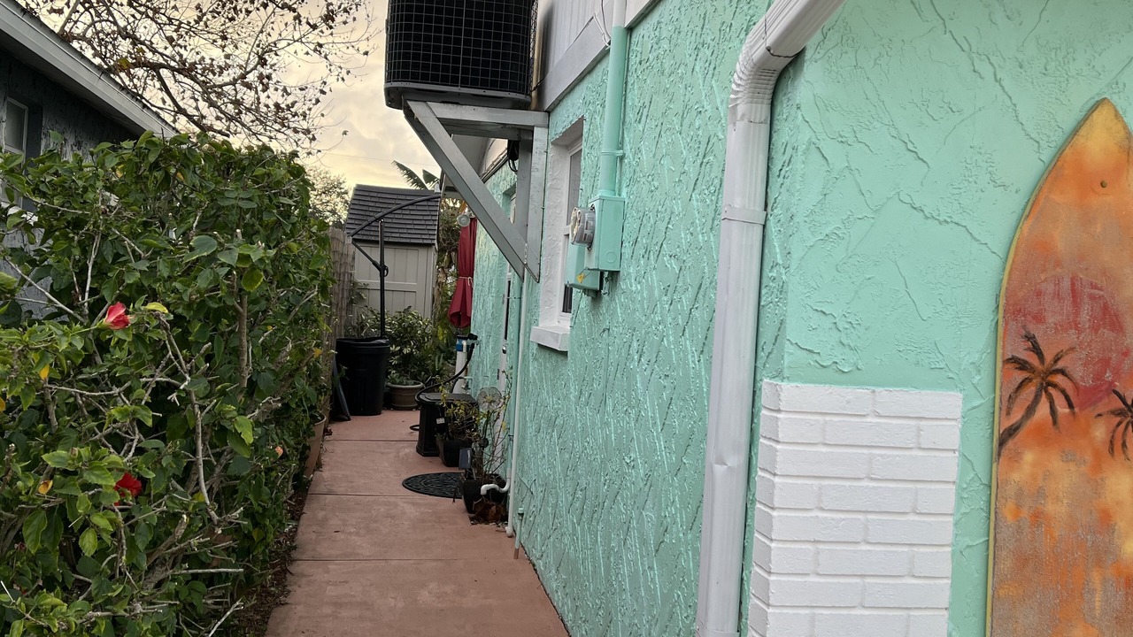 Photo of Outdoor in Hudson Beach Estates