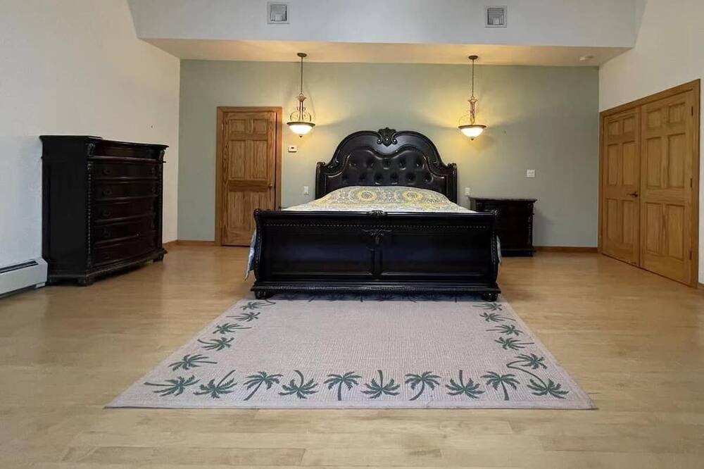 Photo of Bedroom in Lake Hopatcong
