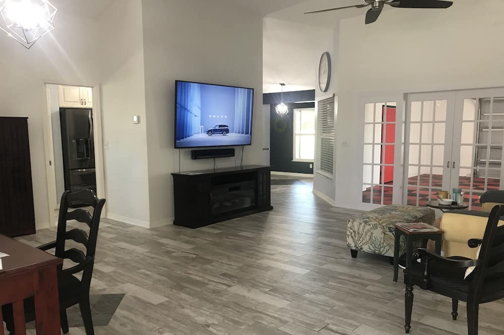 Photo of Bedroom in Wimauma