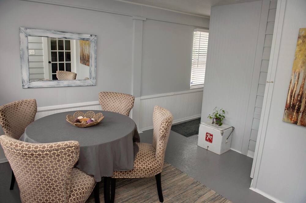 Photo of Bedroom in Village of the Arts
