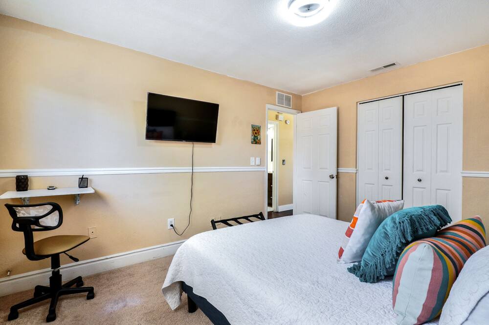 Photo of Bedroom in Walsingham