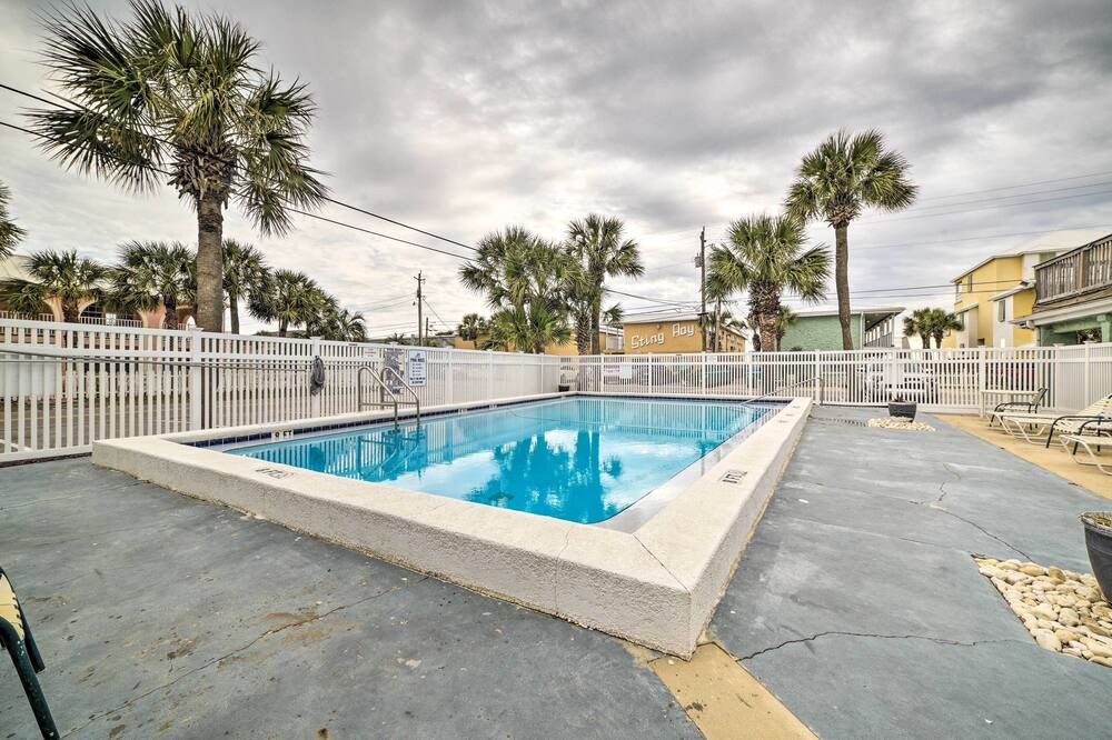Photo of Outdoor in Thomas Drive