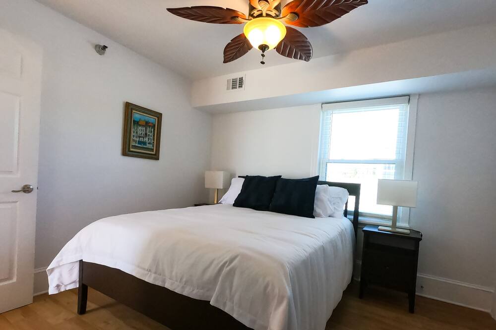 Photo of Bedroom in Downtown Historic District
