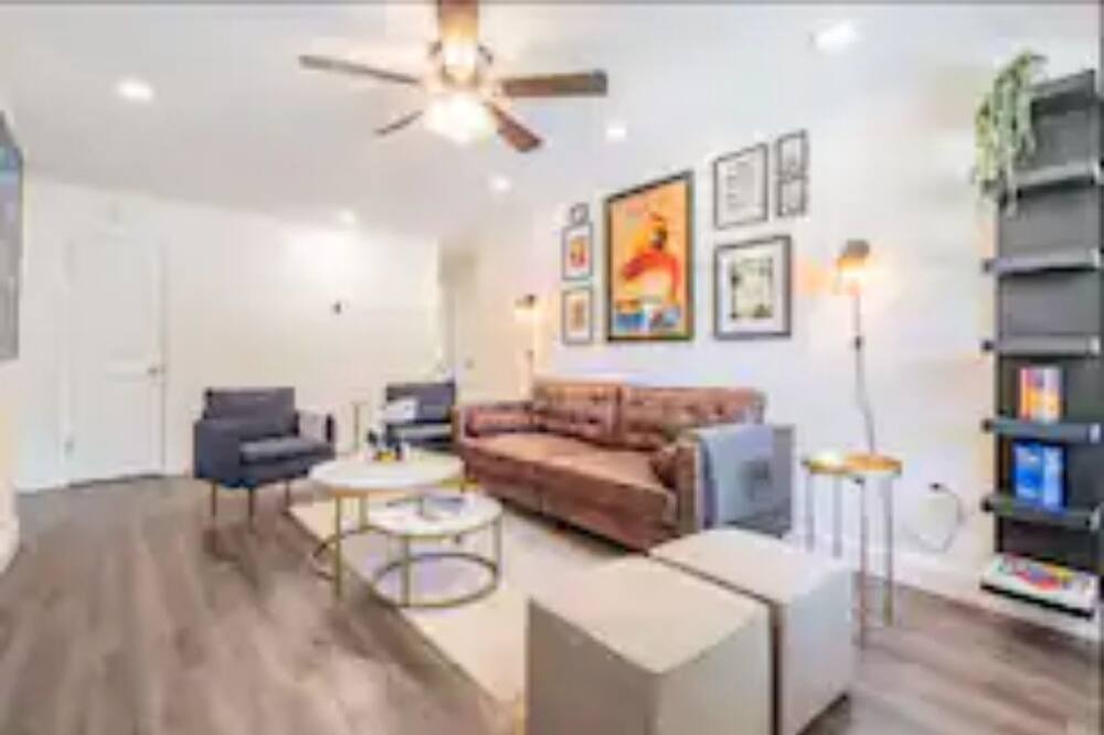 Photo of Livingroom in Port Tampa City