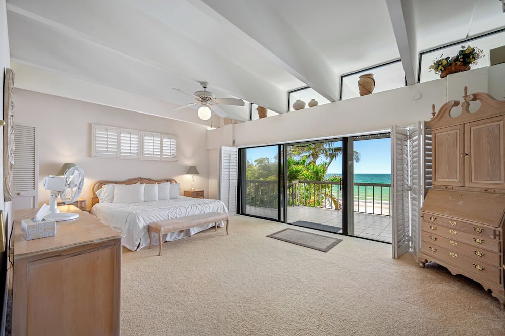 Photo of Bedroom in Redington Beach