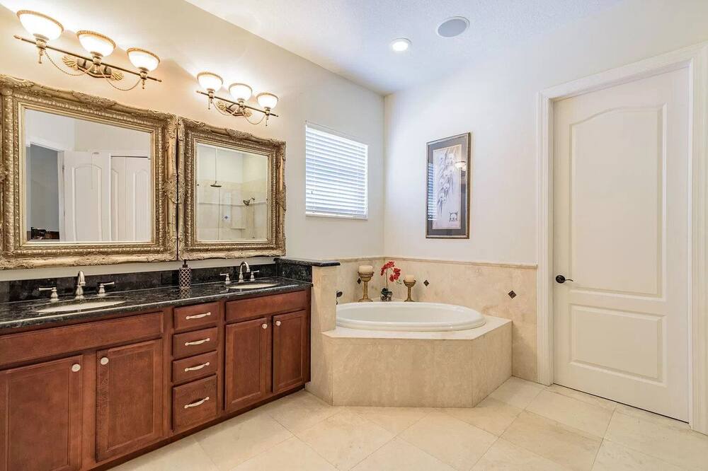 Photo of Bathroom in Davis Islands